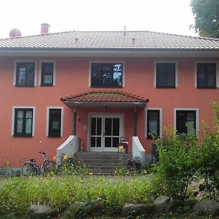 Fewo 1 Waren Mueritz - Haus Buchen Am Tiefwarensee - 1 Zi Екстериор снимка